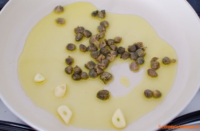 Pasta olive e capperi